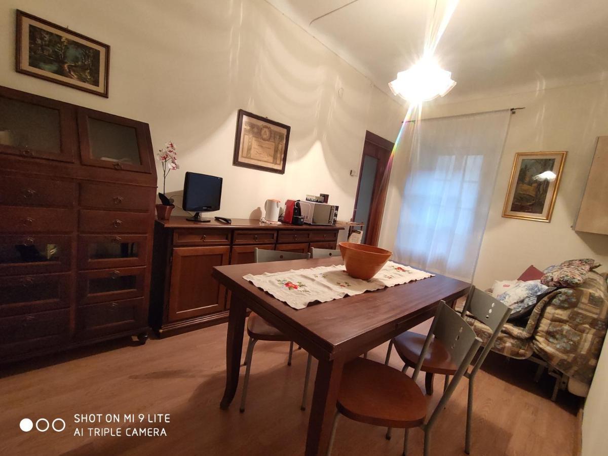 Appartement Ex Ostu Impero: vino, tartufo ed ospitalità à La Morra Extérieur photo